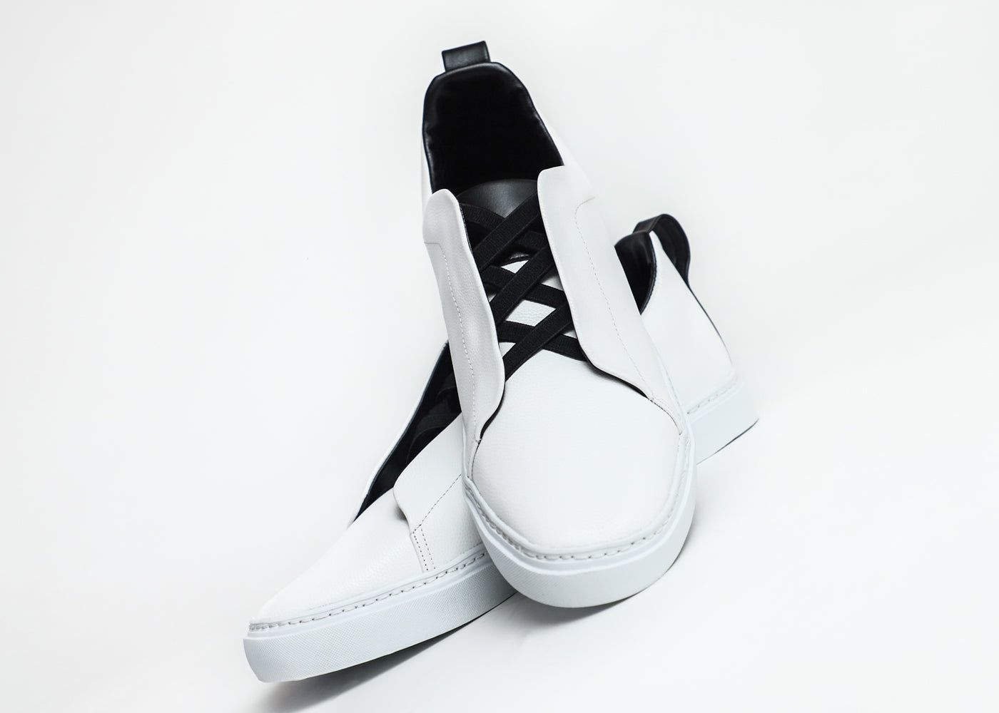 Sneakers Piel Sin Cordones Blancos – Letechipia Roars