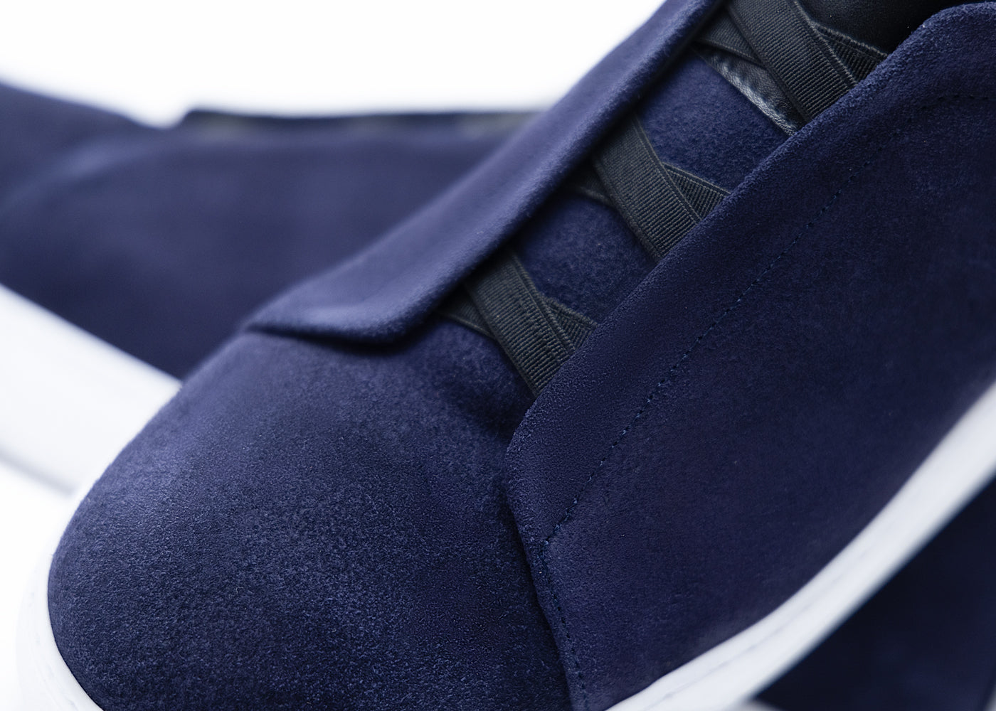 Sneakers Gamuza Azul Marino Sin Cordones